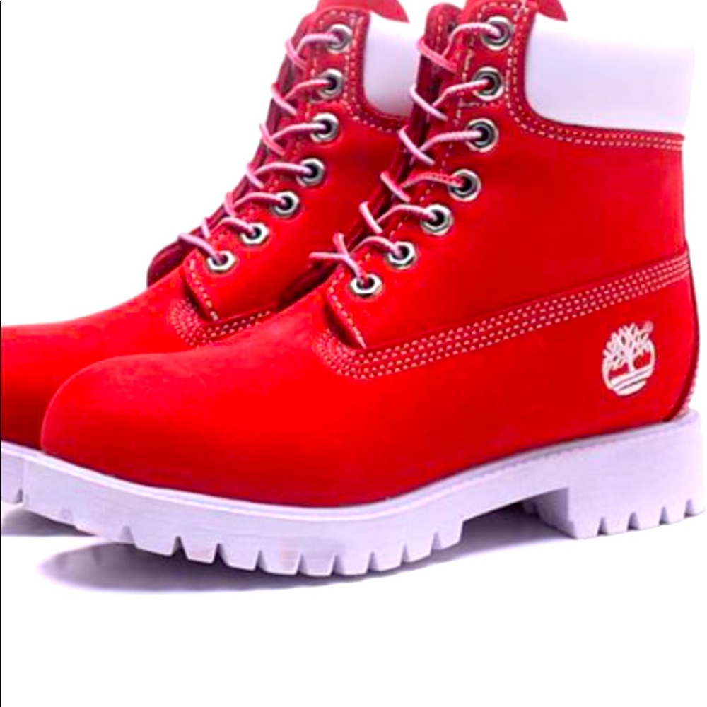 ISO THESE RED TIMBERLANDS SZ 7